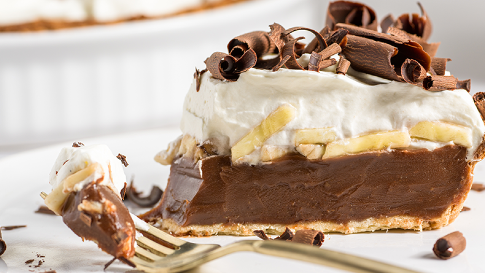 Banoffee Pie - Easy Banana Caramel Cream Pie | Bonni Bakery